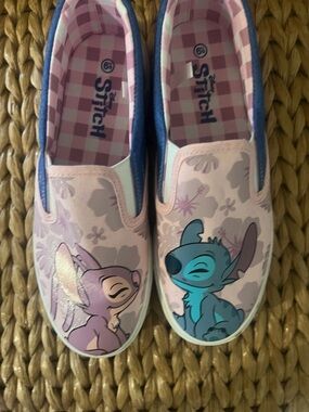 Disney Slip-On Sneakers with Pink Upper and Blue Stitch Artwork